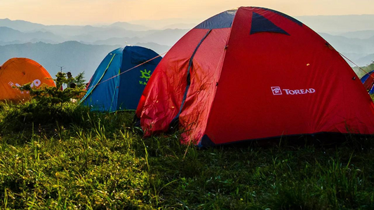 Guide des Accessoires Indispensables pour un Bivouac à La Réunion
